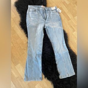 Brand New Wrangler High Rise Bold Boot Size 18